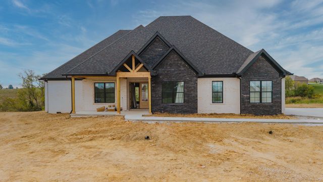 516 Mizzenmast Court, Berea, KY 40403