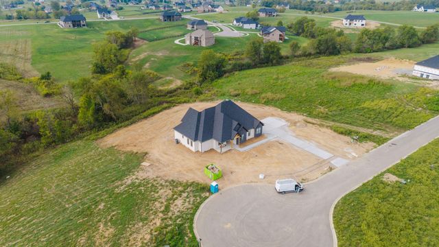 516 Mizzenmast Court, Berea, KY 40403