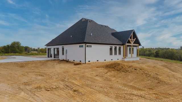 516 Mizzenmast Court, Berea, KY 40403