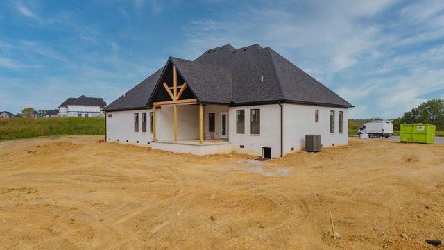 516 Mizzenmast Court, Berea, KY 40403