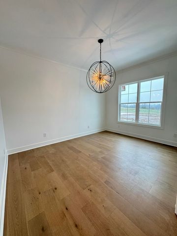 516 Mizzenmast Court, Berea, KY 40403