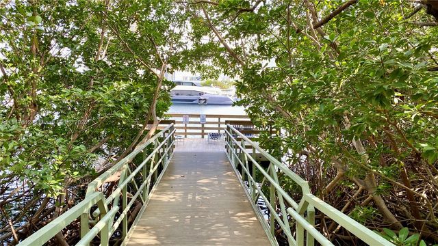 19901 E Country Club Dr 2103, Aventura, FL 33180