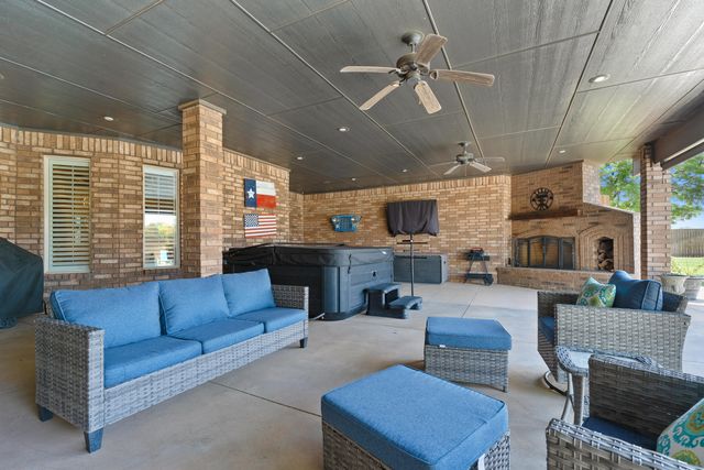 5608 County Road 1440, Lubbock, TX 79407