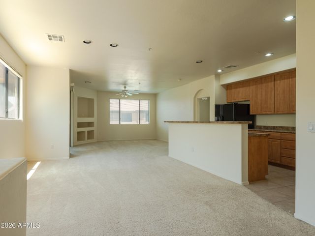 705 W QUEEN CREEK Road 2176, Chandler, AZ 85248