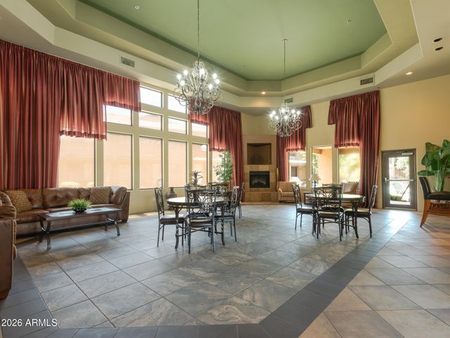 705 W QUEEN CREEK Road 2176, Chandler, AZ 85248