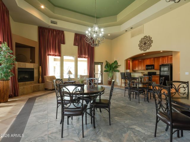 705 W QUEEN CREEK Road 2176, Chandler, AZ 85248