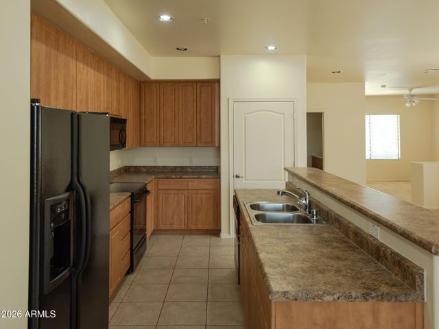 705 W QUEEN CREEK Road 2176, Chandler, AZ 85248