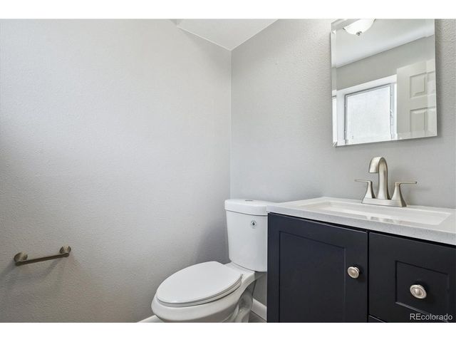 6740 S Clarkson St, Centennial, CO 80122