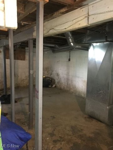 1411 W 21st Street, Lorain, OH 44052