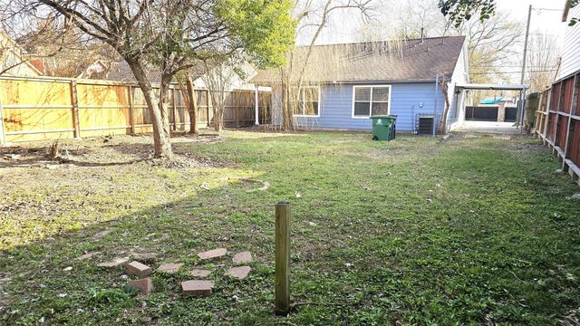 114 Delaney Street, Houston, TX 77009