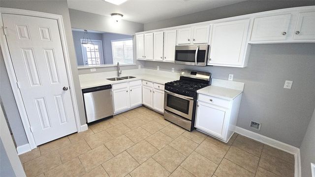 114 Delaney Street, Houston, TX 77009