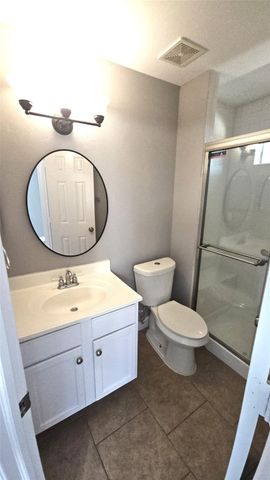 114 Delaney Street, Houston, TX 77009