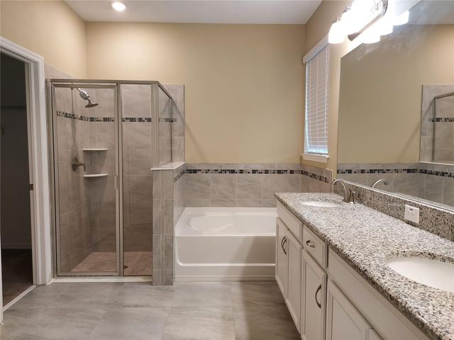 4923 ROLLING GREEN DRIVE, Wesley Chapel, FL 33543