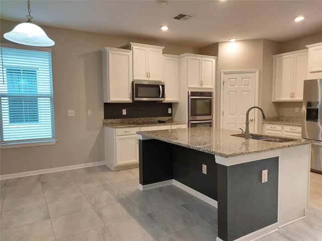 4923 ROLLING GREEN DRIVE, Wesley Chapel, FL 33543