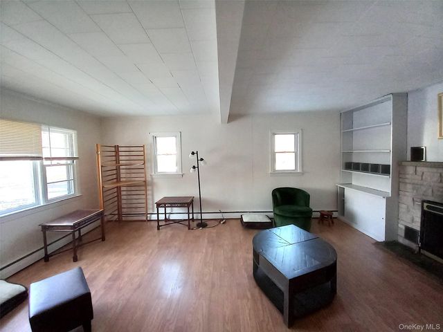 216 A and 216 B Hobbs Lane, Clinton Corners, NY 12514