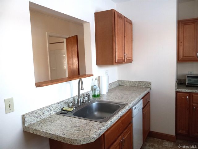 216 A and 216 B Hobbs Lane, Clinton Corners, NY 12514