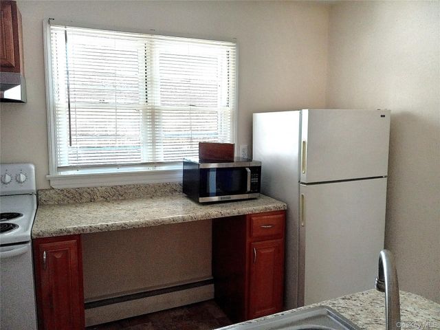 216 A and 216 B Hobbs Lane, Clinton Corners, NY 12514