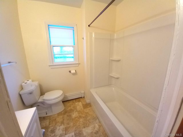 216 A and 216 B Hobbs Lane, Clinton Corners, NY 12514