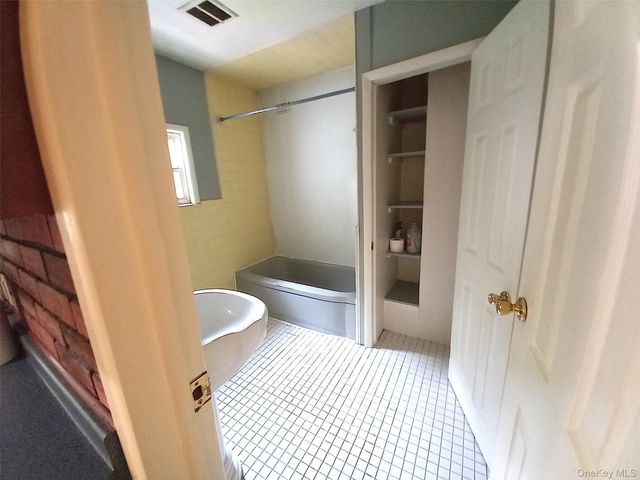 216 A and 216 B Hobbs Lane, Clinton Corners, NY 12514