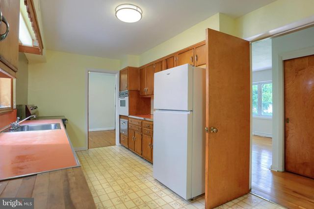 238 HALDEMAN AVE, New Cumberland, PA 17070
