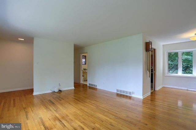 238 HALDEMAN AVE, New Cumberland, PA 17070