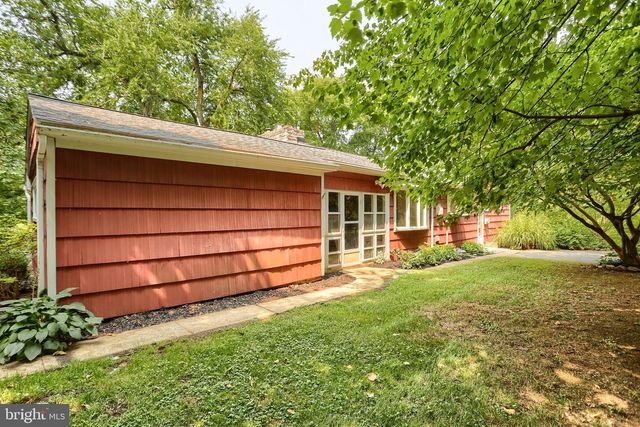 238 HALDEMAN AVE, New Cumberland, PA 17070