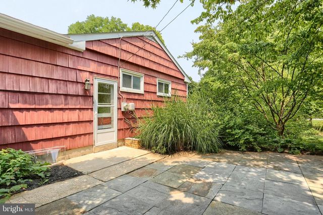 238 HALDEMAN AVE, New Cumberland, PA 17070