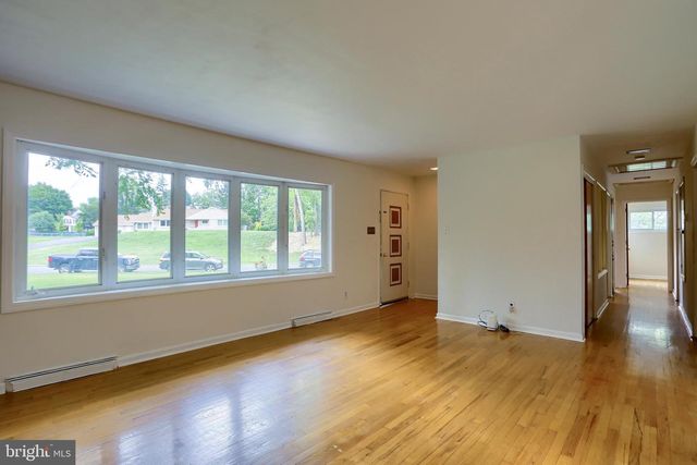 238 HALDEMAN AVE, New Cumberland, PA 17070