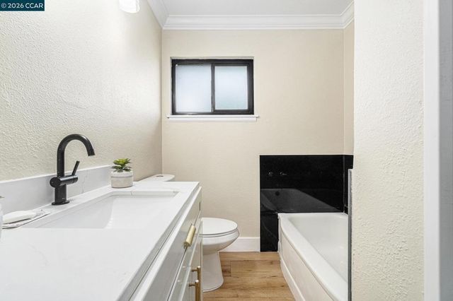 2442 Geraldine Dr, Pleasant Hill, CA 94523