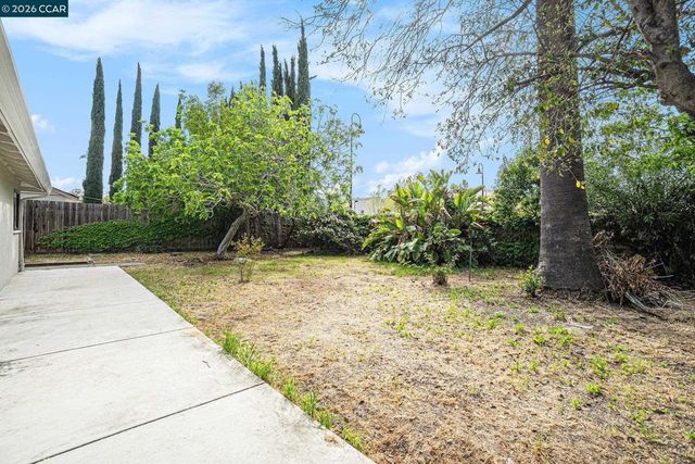 2442 Geraldine Dr, Pleasant Hill, CA 94523