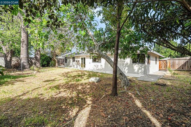 2442 Geraldine Dr, Pleasant Hill, CA 94523