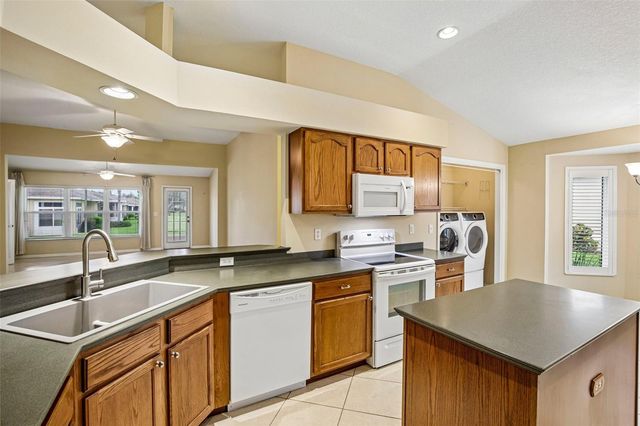 2008 GRANTHAM GREENS DRIVE, Sun City Center, FL 33573