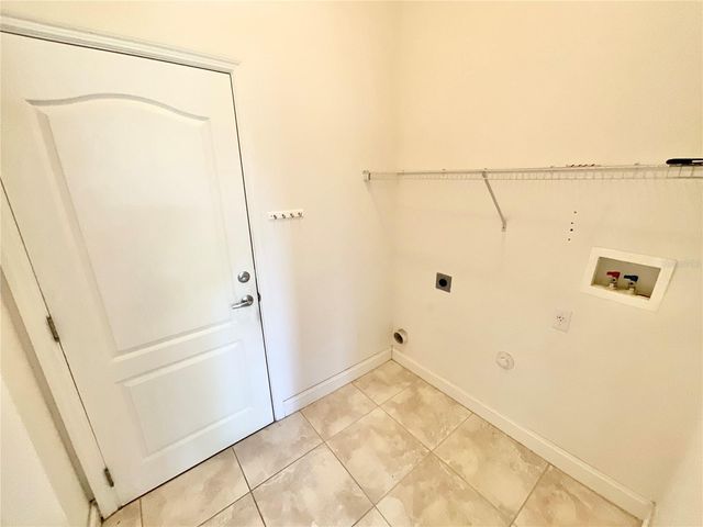 1828 OSPREY LANE, Lutz, FL 33549