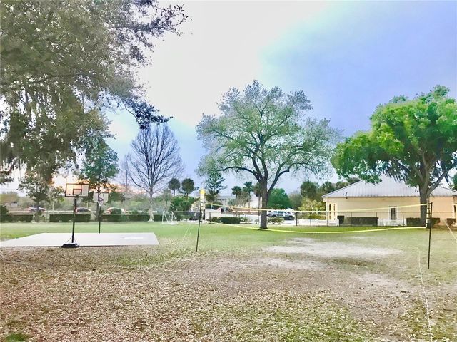 1828 OSPREY LANE, Lutz, FL 33549