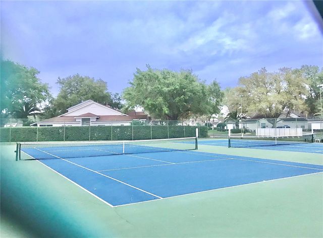 1828 OSPREY LANE, Lutz, FL 33549