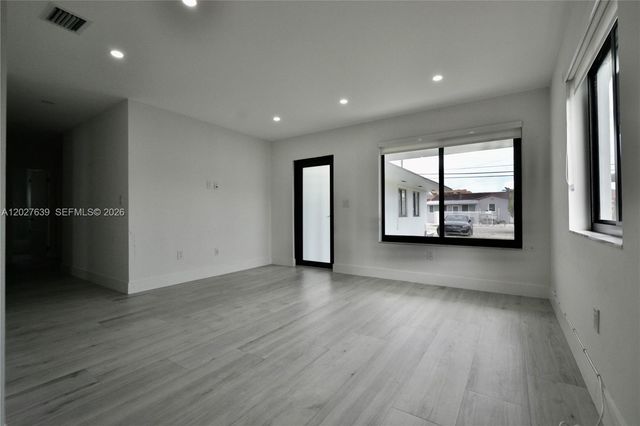 3018 SW 25th Ter 3018, Miami, FL 33133