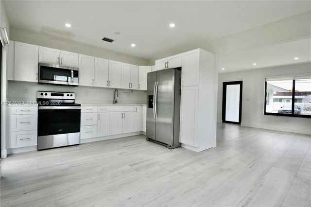 3018 SW 25th Ter 3018, Miami, FL 33133