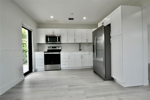 3018 SW 25th Ter 3018, Miami, FL 33133