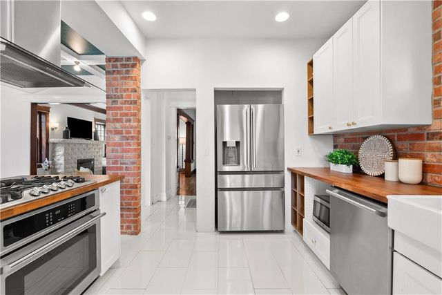 4235 Harrison Street, Kansas City, MO 64110