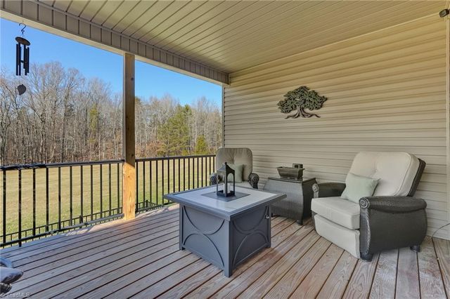 7010 Westfield Village Circle, Summerfield, NC 27358