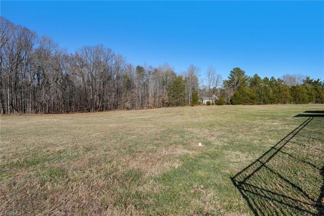 7010 Westfield Village Circle, Summerfield, NC 27358