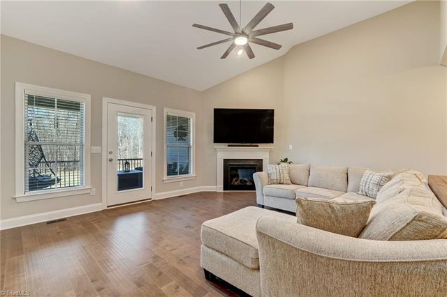 7010 Westfield Village Circle, Summerfield, NC 27358