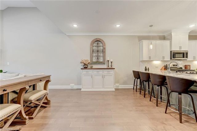 7010 Westfield Village Circle, Summerfield, NC 27358