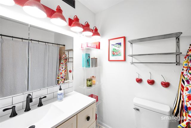 3406 Devonwood Hills E, Grand Rapids, MI 49525