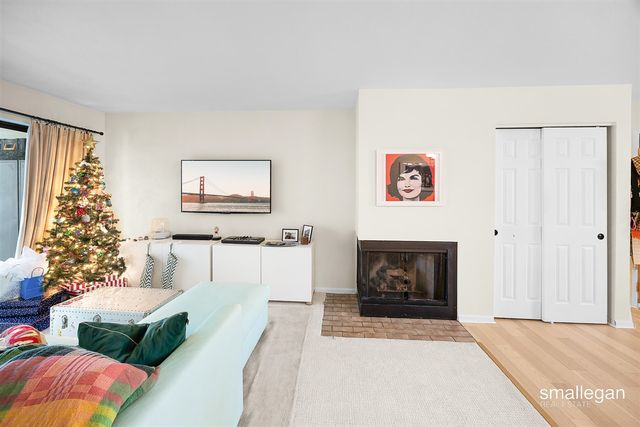 3406 Devonwood Hills E, Grand Rapids, MI 49525