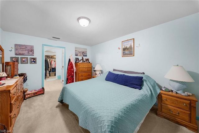 724 Evening Shade LN, Lehigh Acres, FL 33974
