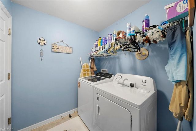 724 Evening Shade LN, Lehigh Acres, FL 33974
