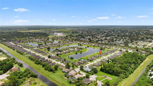 724 Evening Shade LN, Lehigh Acres, FL 33974