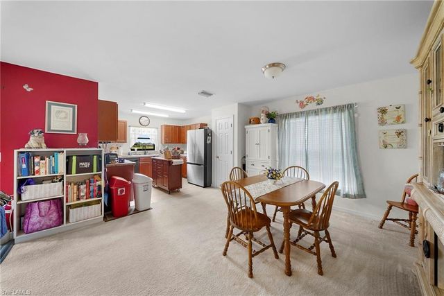 724 Evening Shade LN, Lehigh Acres, FL 33974
