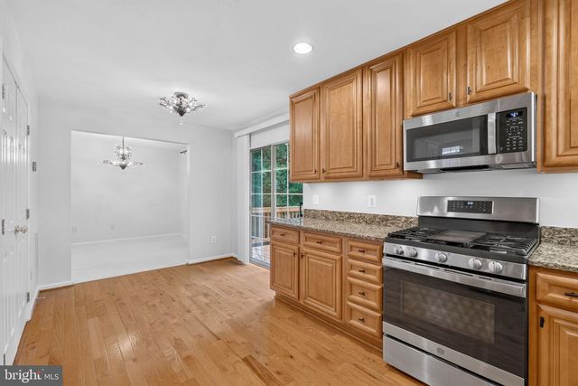 17208 LARKIN DR, Dumfries, VA 22026